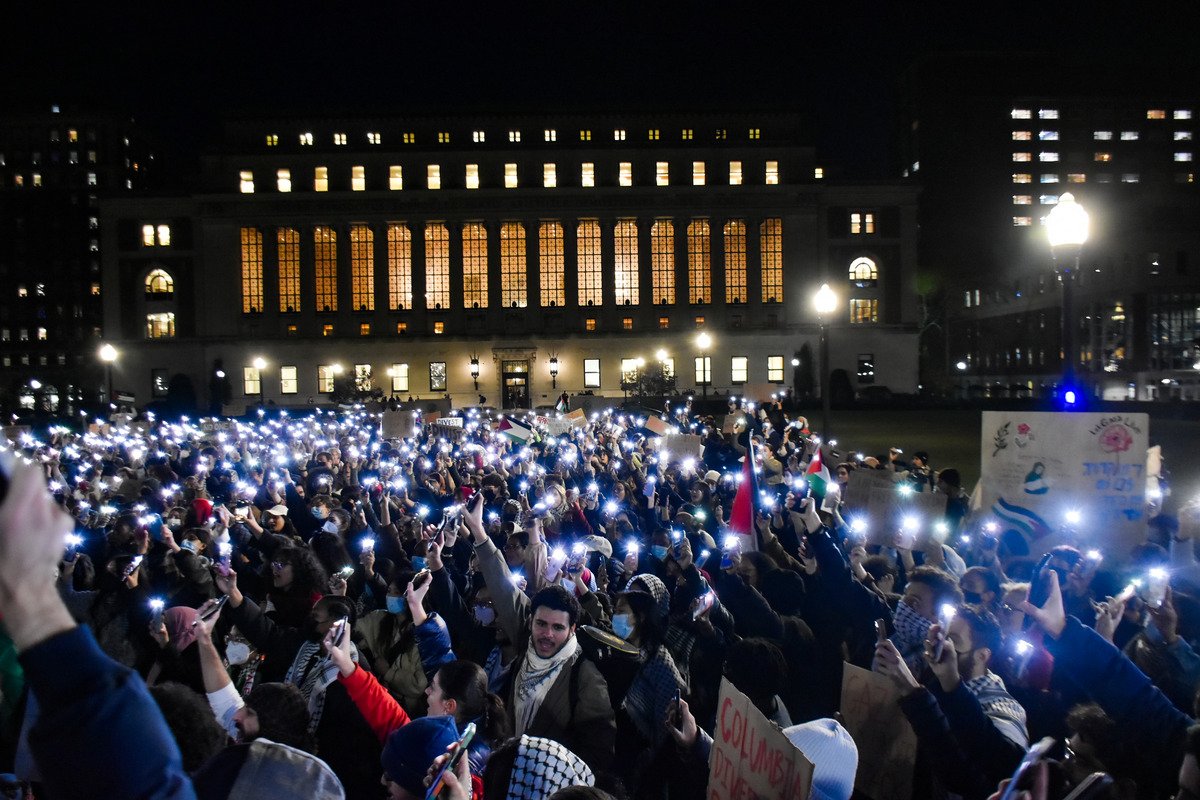 Protests Escalate at Columbia University & Other Schools
